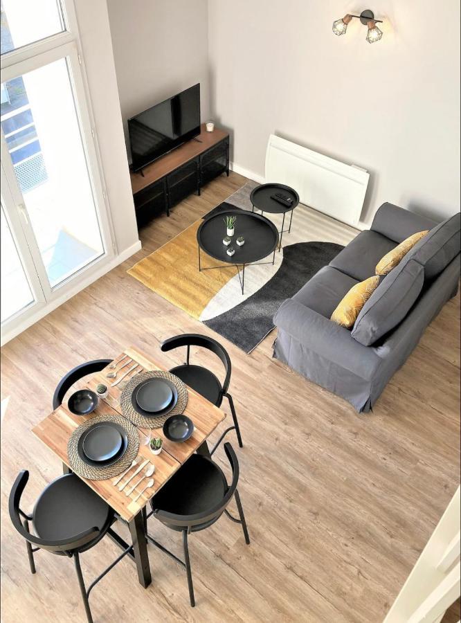 Sacre Coeur - Duplex Avec Balcon - 4 Pers Apartment โชเลต์ ภายนอก รูปภาพ